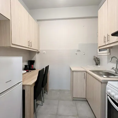 3' To Metaksourgio Metro Station Apartment *